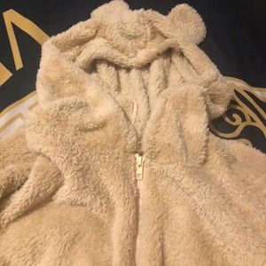 Adorable jumper with teddy bear ears